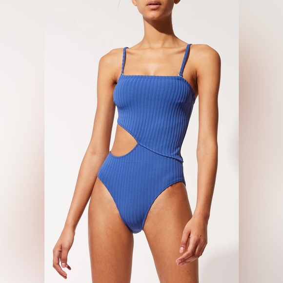 NWT - Solid and Stripped The Cameron One Piece - Picture 2 of 2